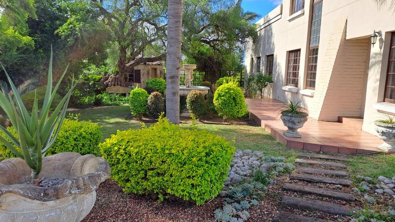 4 Bedroom Property for Sale in Albertinia Western Cape